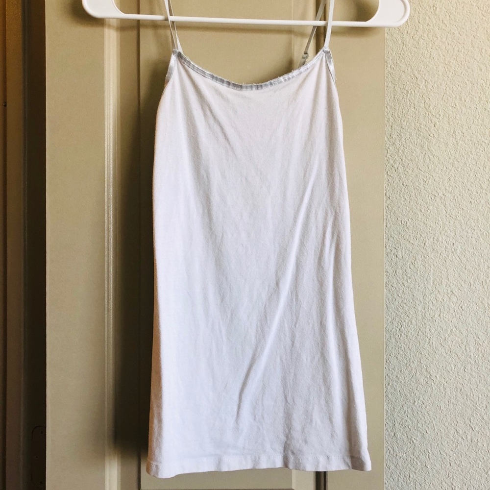 🔴 White tank